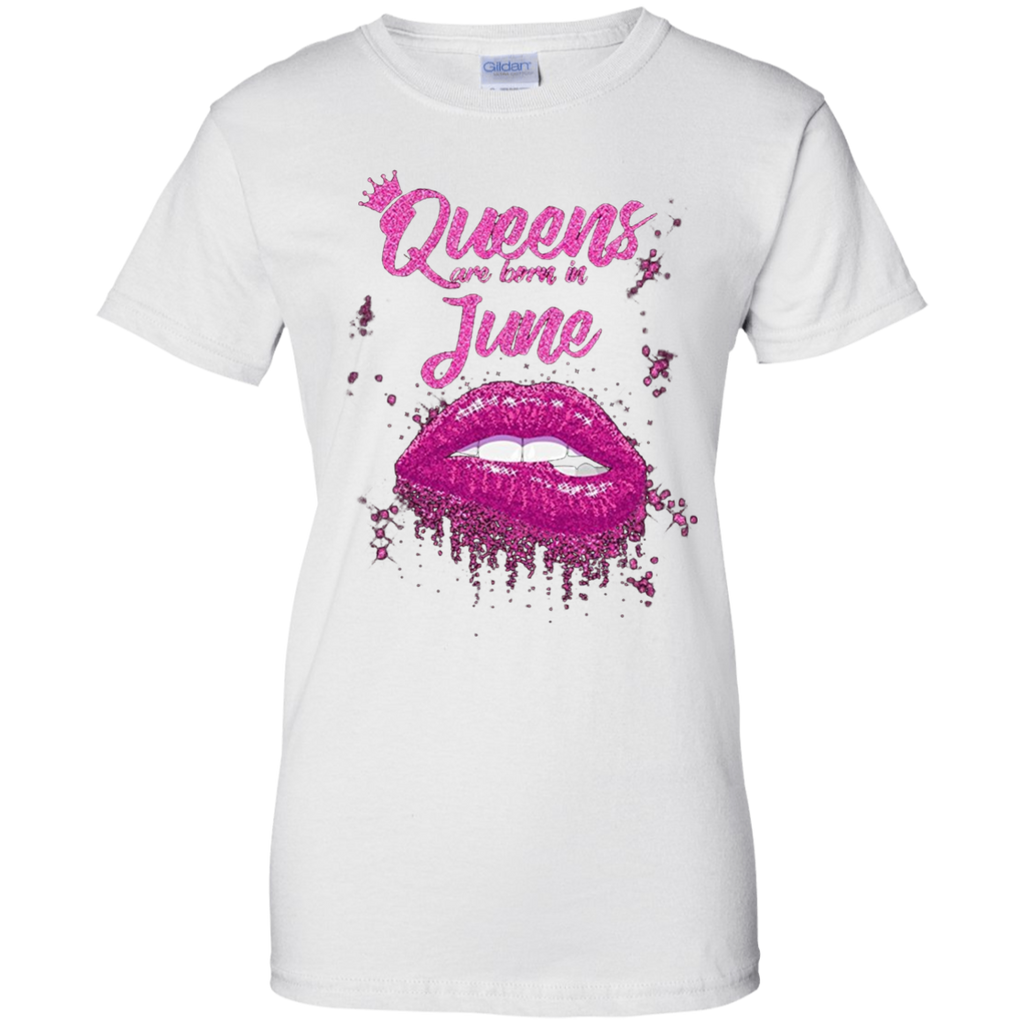 CCover your body with amazing CQueens Are Born In June Birthday T-Shirt for Black Women T-Shirt